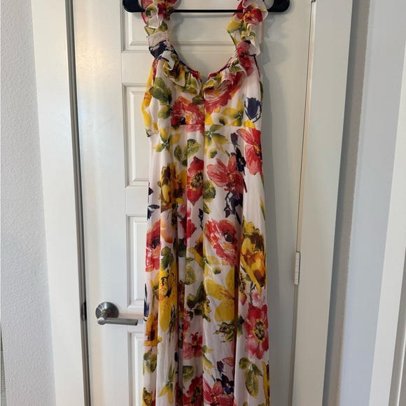 Viola Floral Maxi High-Low Dress with Ruffled Straps - Picture 3 of 9